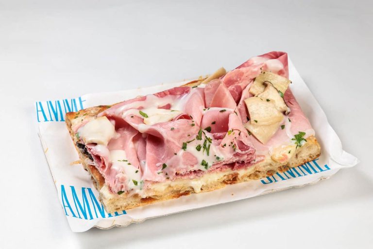 Pizza cotto e carciofi