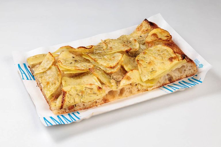 Pizza patate sfogliate